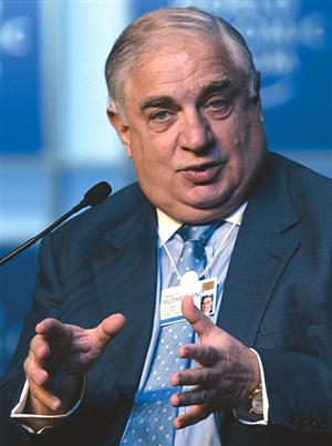 Peter Sutherland, at the heart of what happens in the Gulf. 